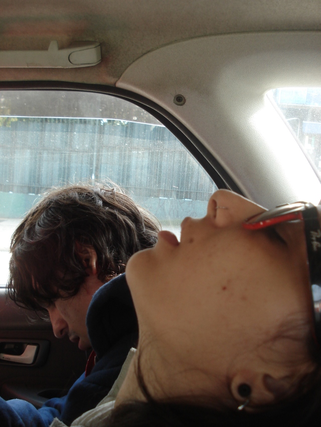 Dormindo em um táxi em SP